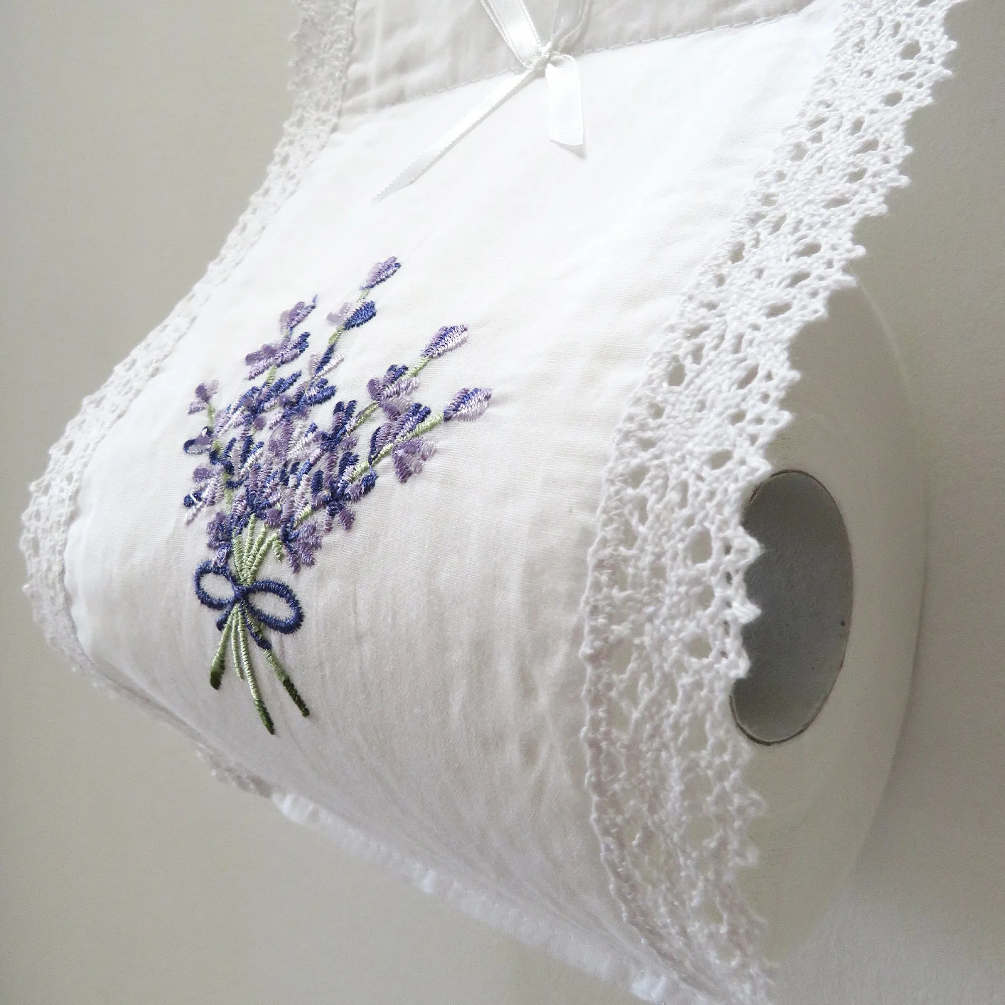 Anna Lavender Cotton Roll Holder