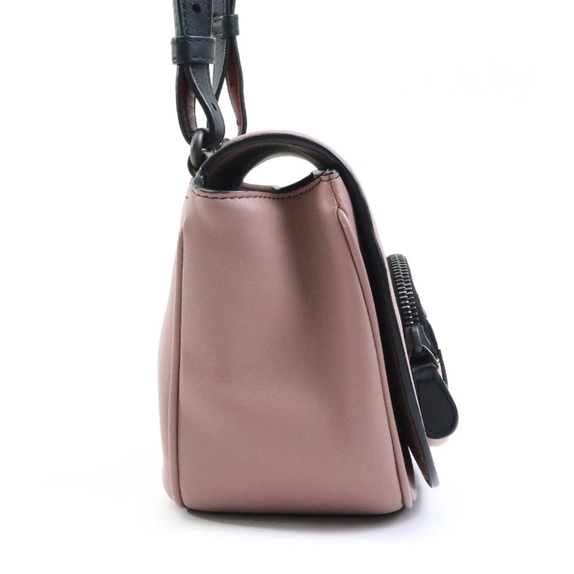 Bottega Veneta -- Pink Leather Bag