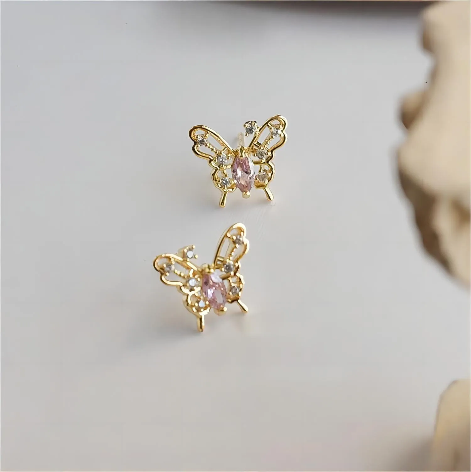 Charming Hollowed-out Butterfly Earrings