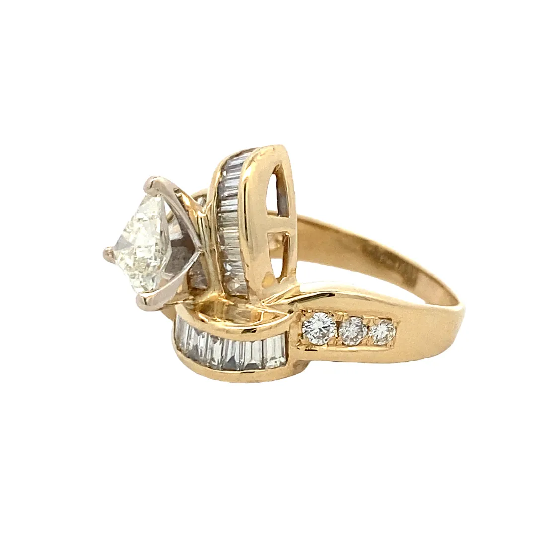 Estate Yellow Gold Contemporary Style Diamond Ring