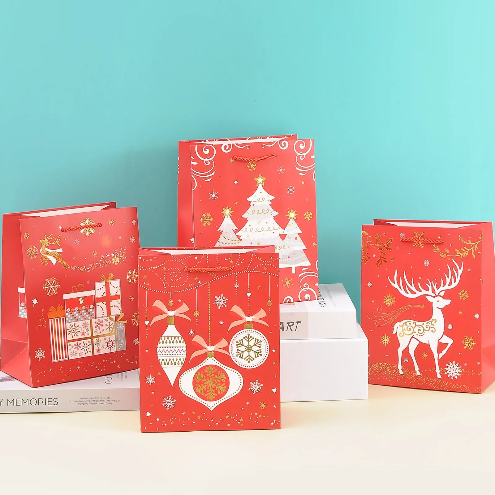 Gift-Sayable Christmas Theme Paper Bag