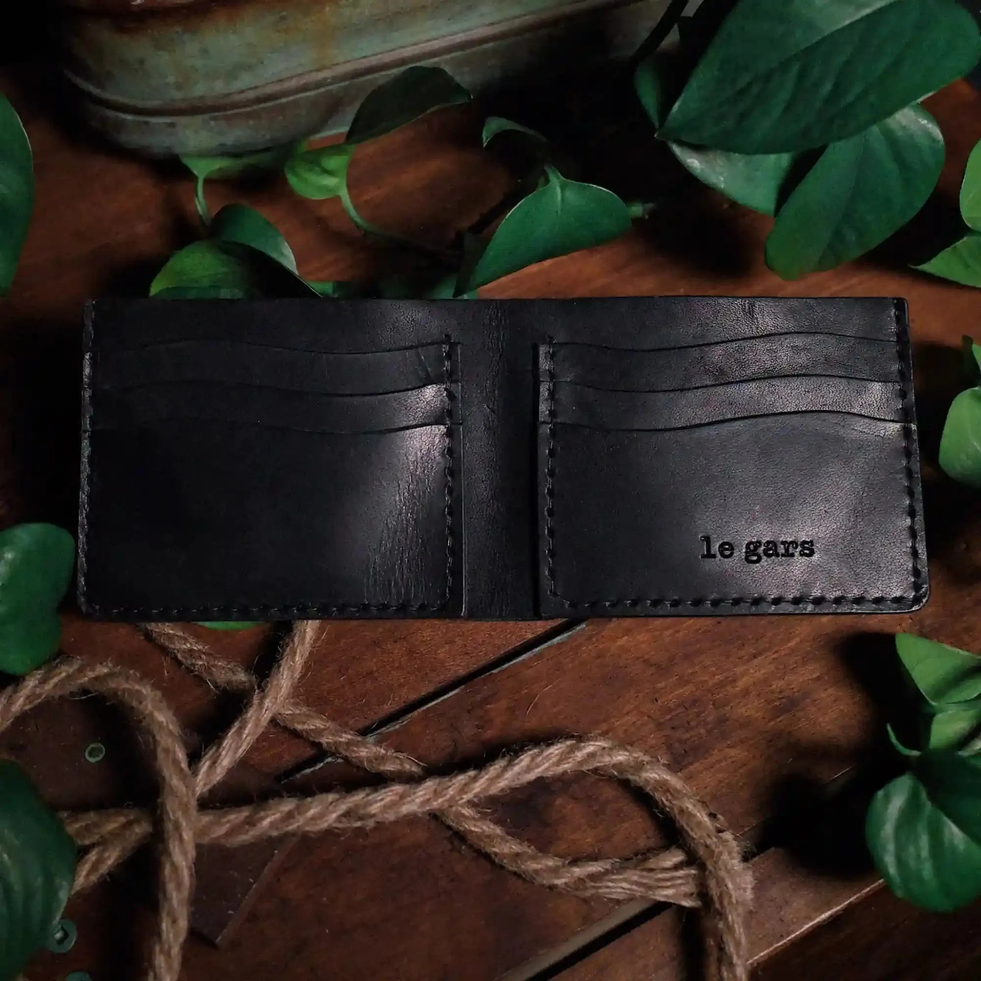 Ludger Leather Bifold Wallet – Black Edition