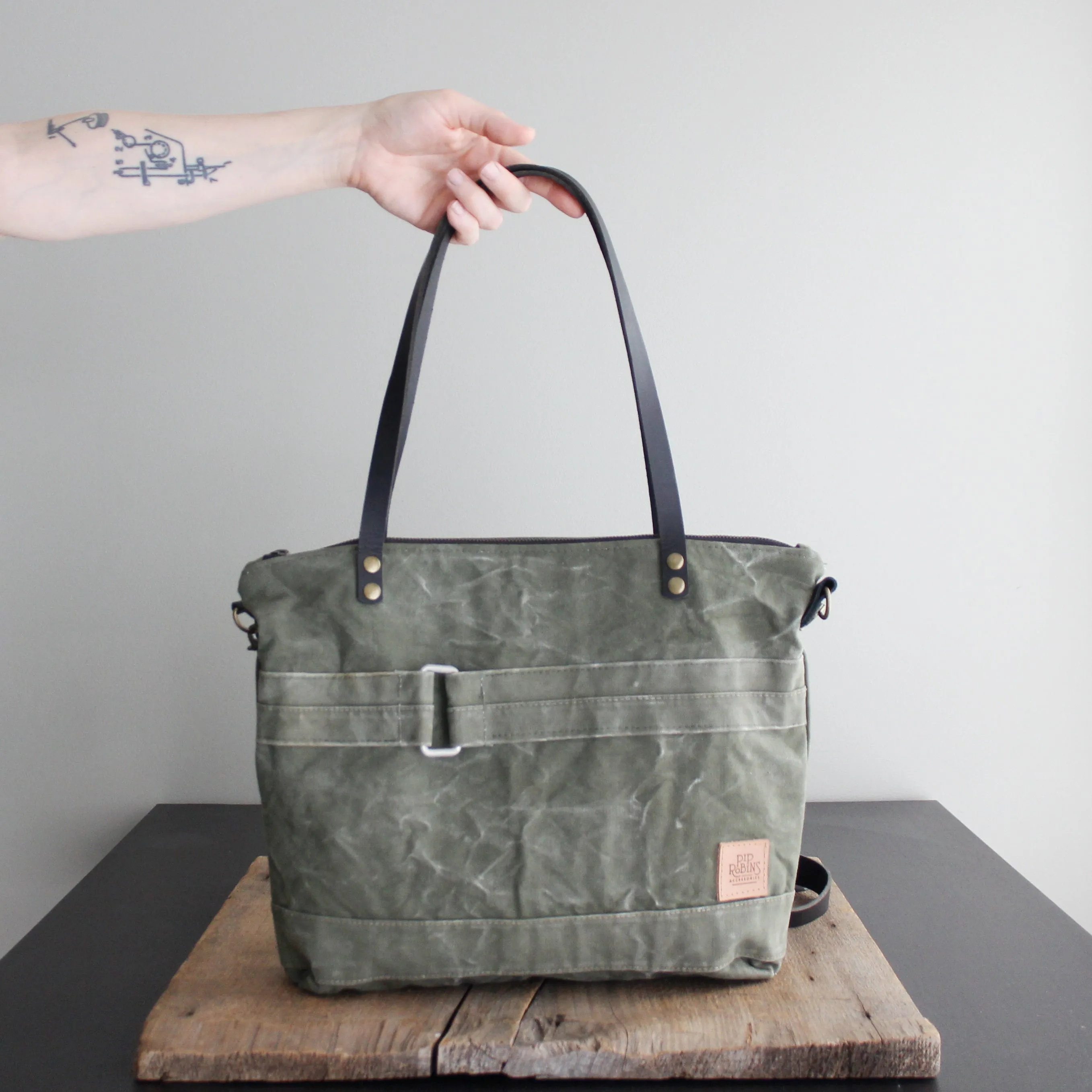 Military Tote No. 03