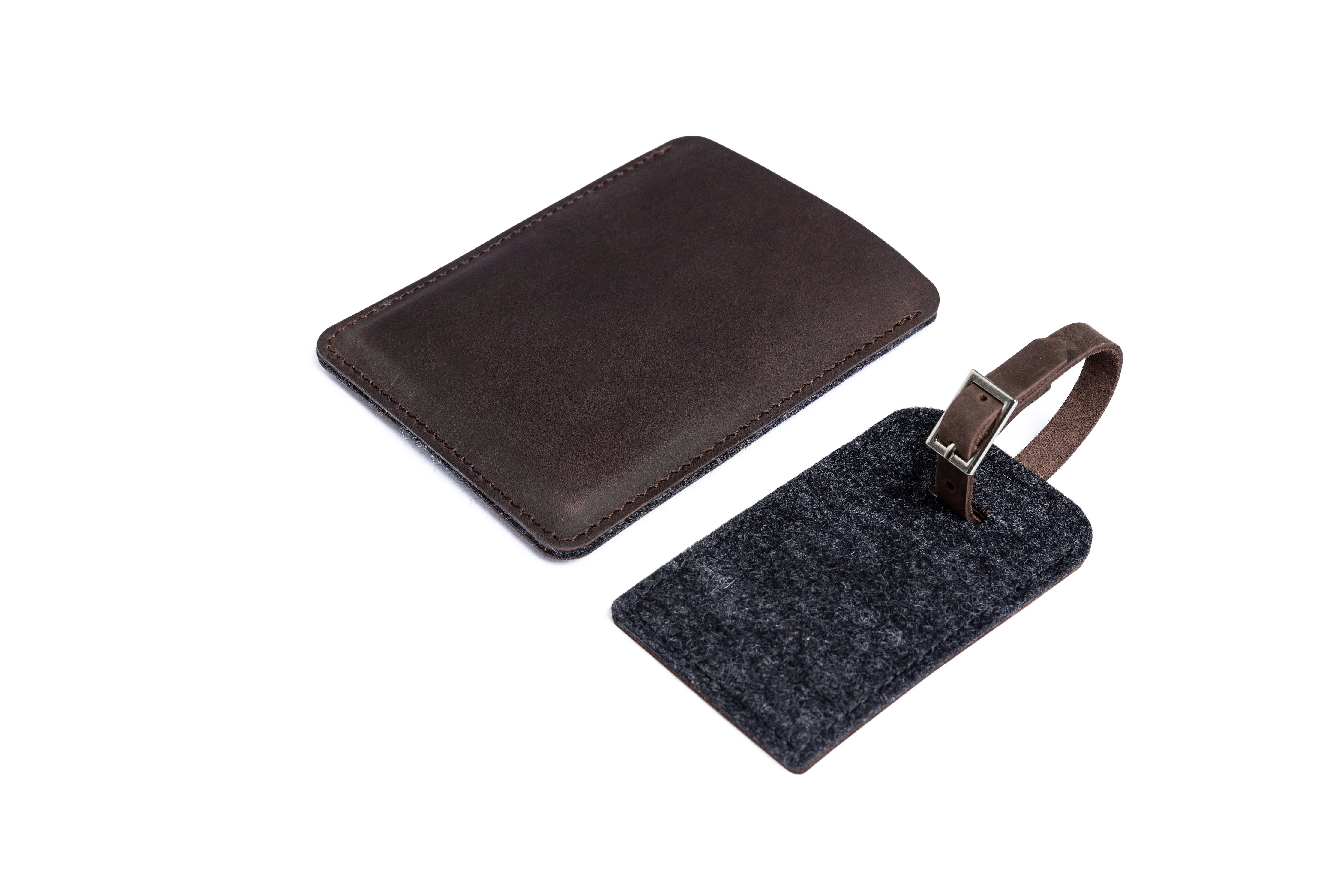 Slim leather passport case/ OAK BROWN