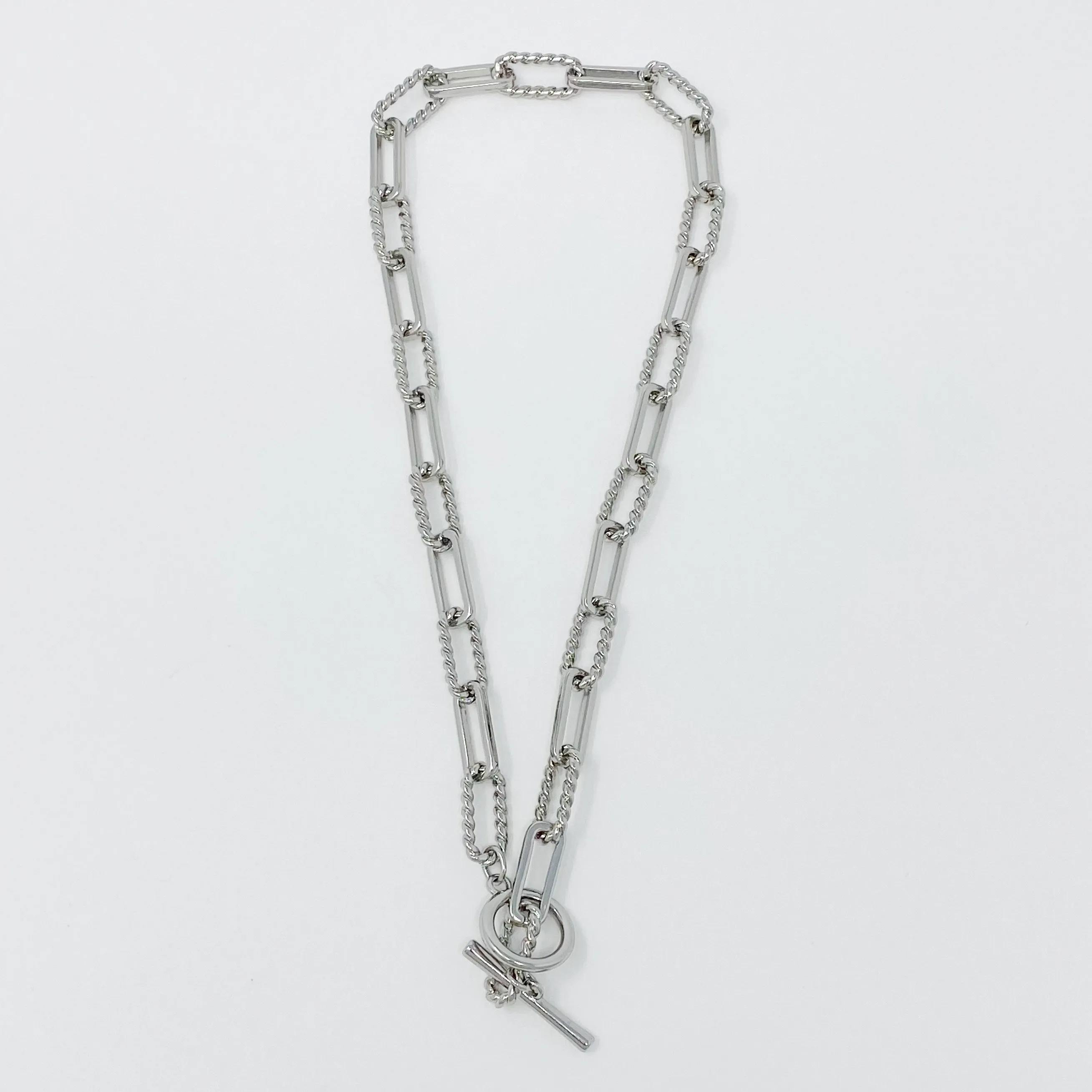 Toggle Chain Link Necklace