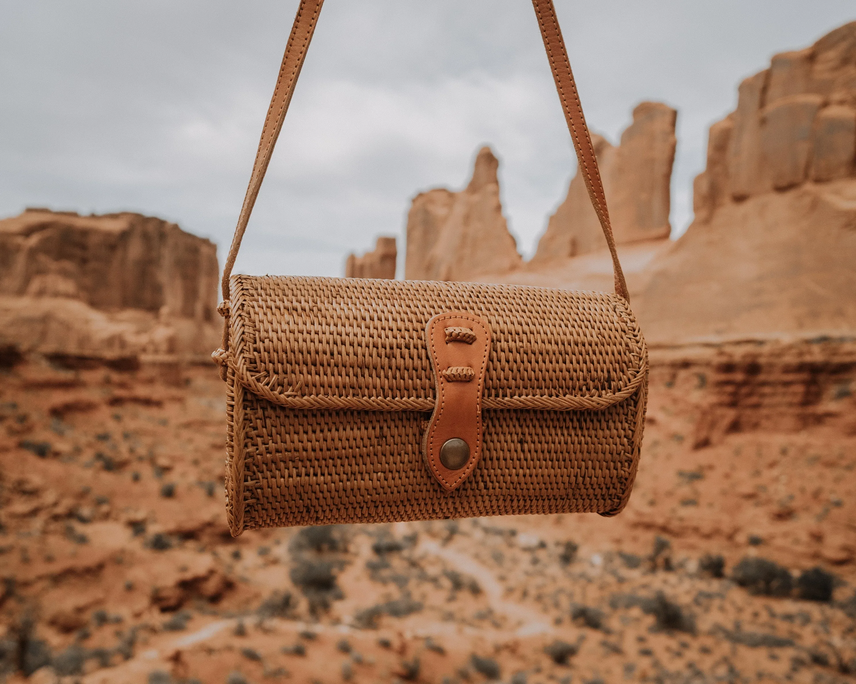 Vegan Umulas Rattan Bag