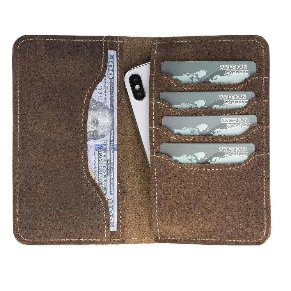 Voyager Leather Passport Wallet, Chocolate