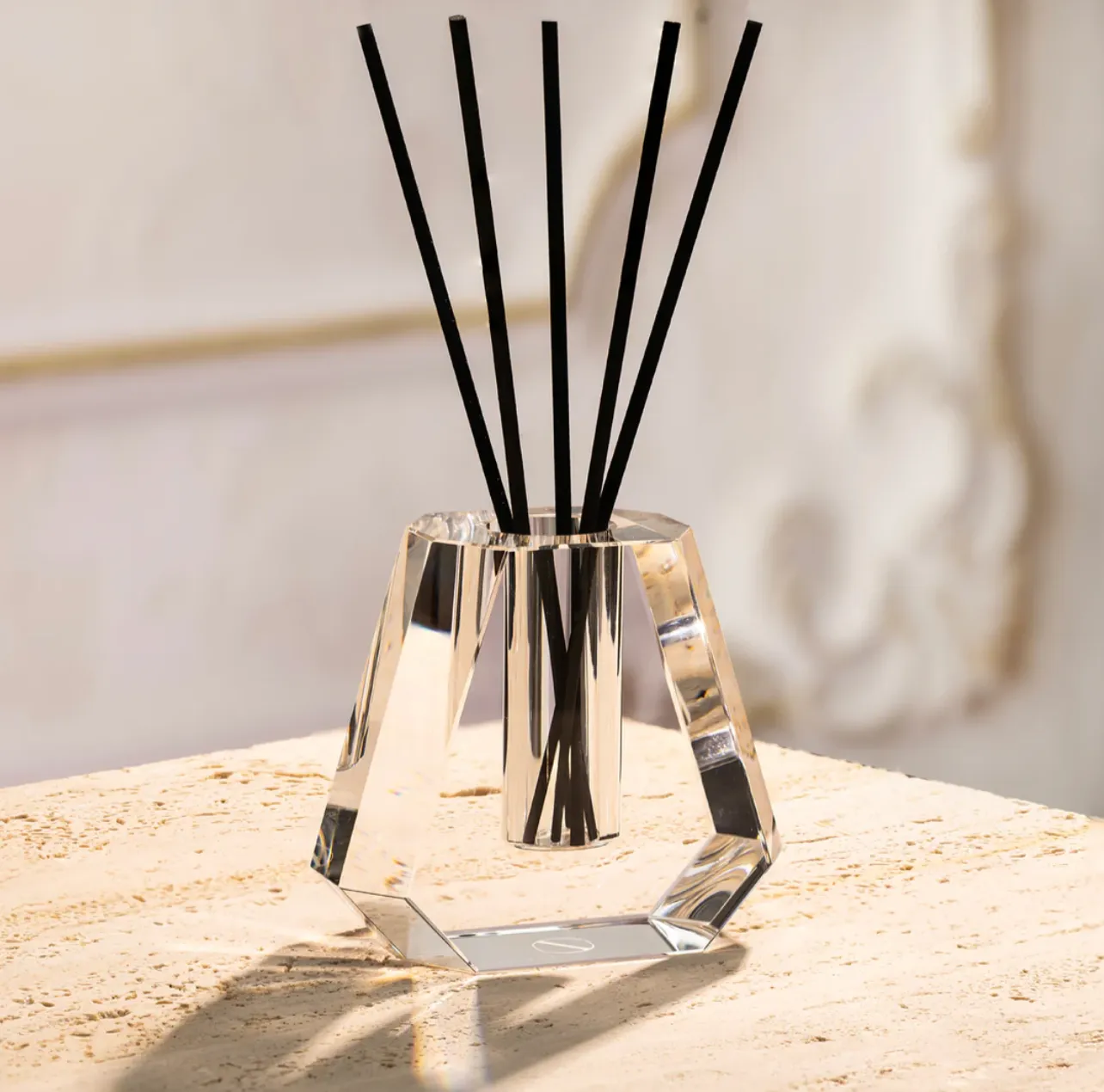 Zentore Crystallo Prism Reed Diffuser – 4oz. – Whispering Waves